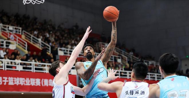 包含清晨体能课后，新奥尔良鹈鹕战术微调备战CBA常规赛，底气十足，阵容厚度经受考验的词条