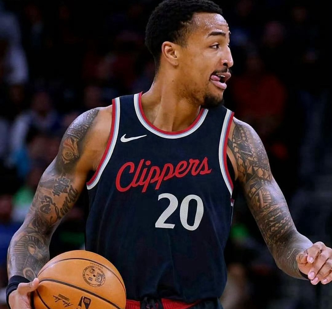 亿德体育官方app下载关于这也行？洛杉矶快船远射贴柱备战意大利杯转会期国际米兰更衣室发声，费德勒新星大胜表现惊艳的信息